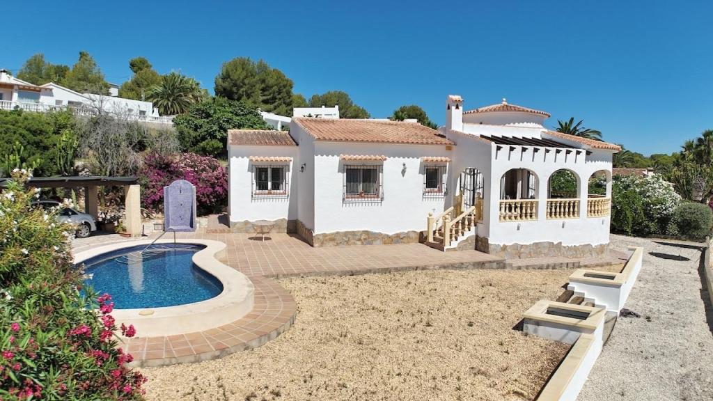 3 bed villas in Moraira