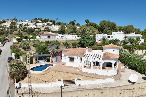 3 bed villas in Moraira