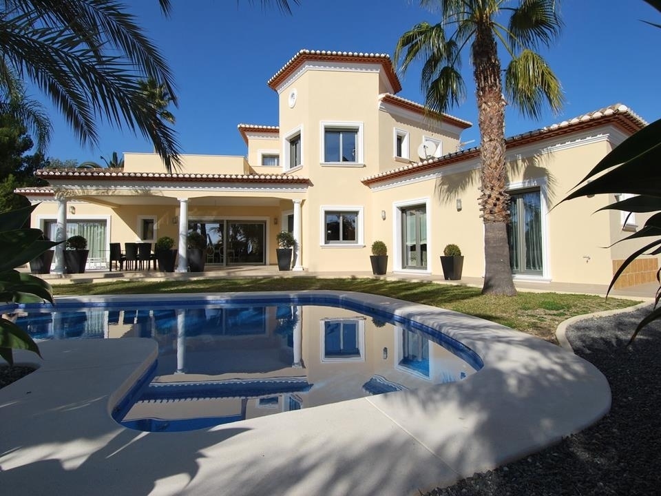 4 bed villa in Benissa
