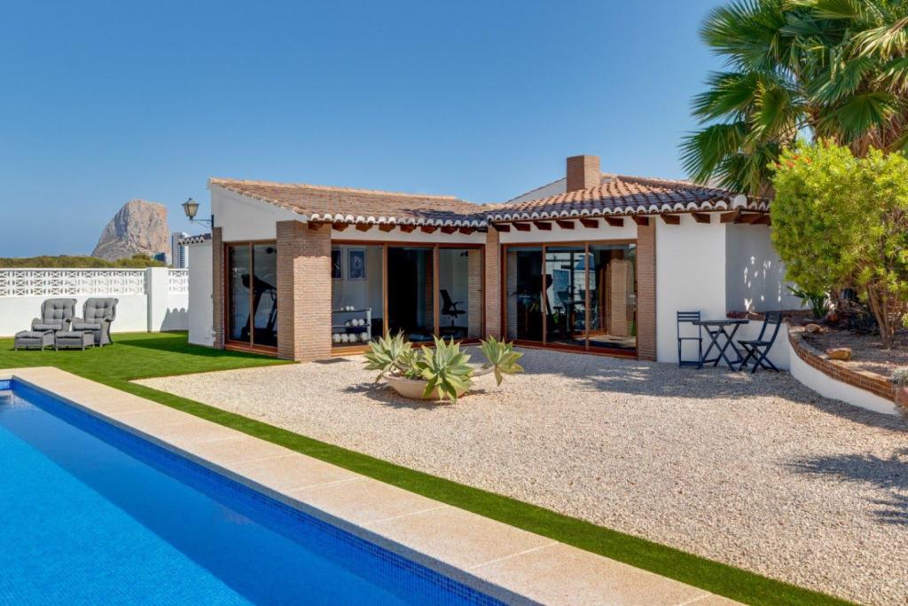 5 bed villa in Calpe