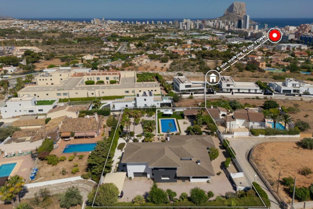 5 bed villa in Calpe