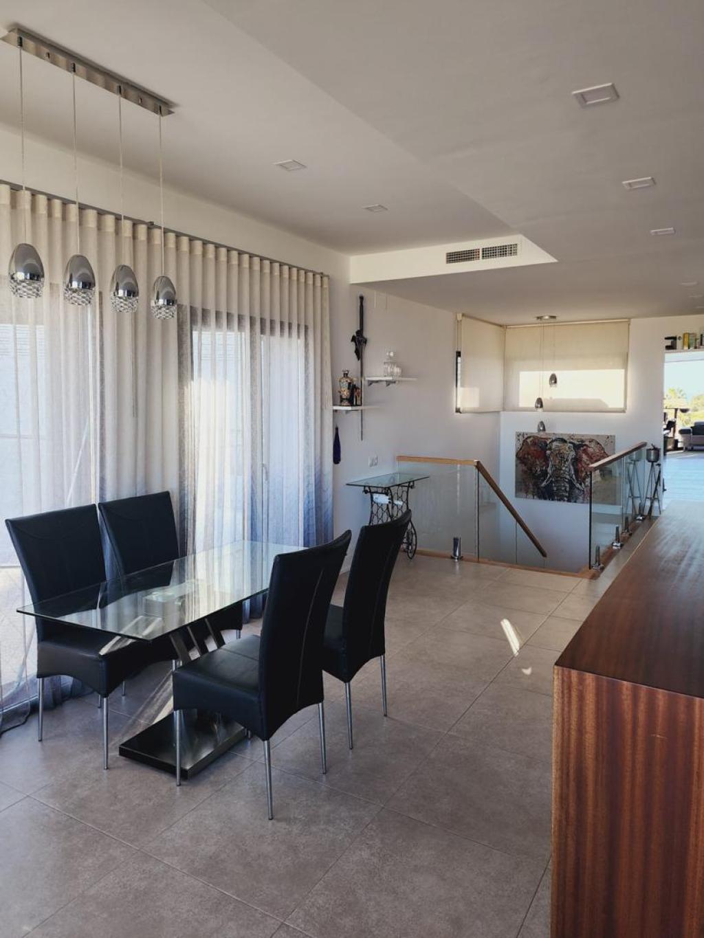 4 bed villa in Benitachell