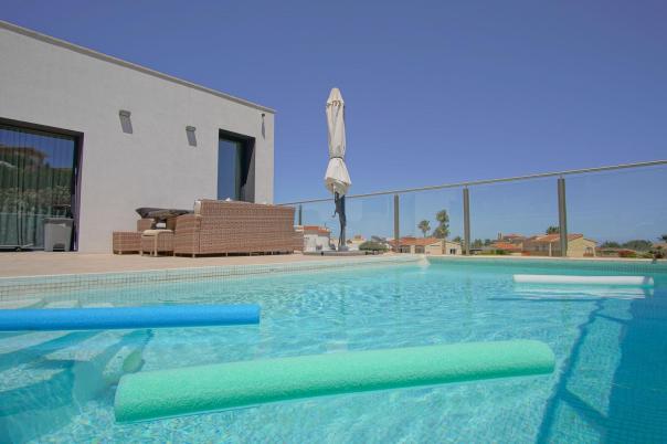 4 bed villa in Benitachell