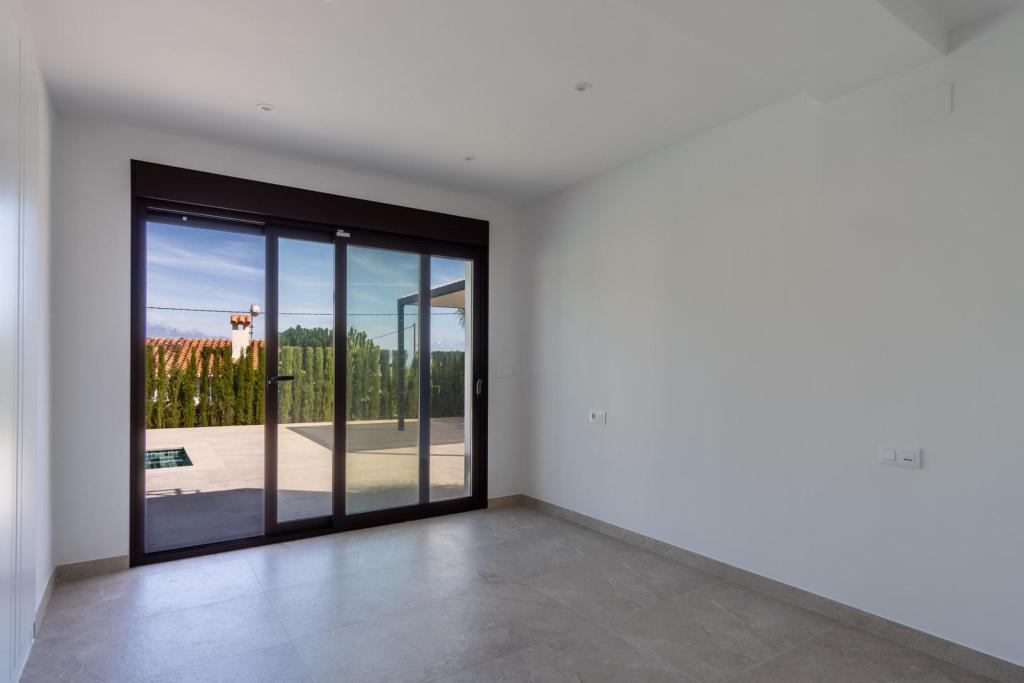 4 bed villa in Denia