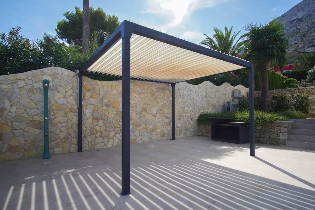 4 bed villa in Denia