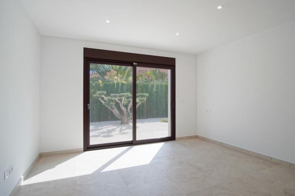4 bed villa in Denia