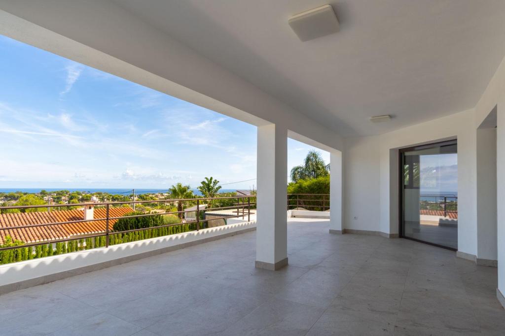 4 bed villa in Denia