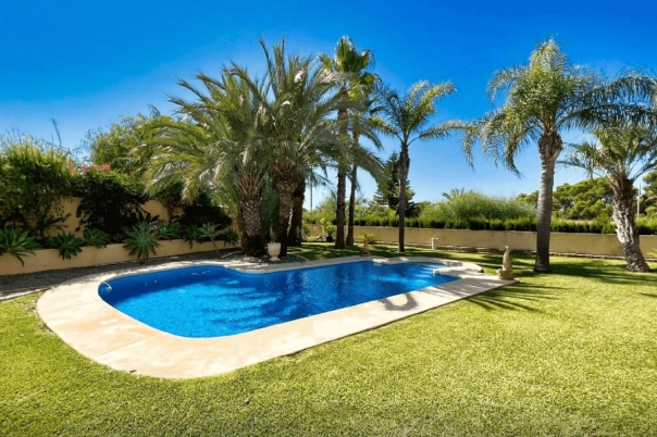 4 bed villa in Benissa