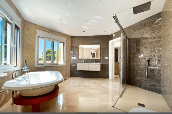 4 bed villa in Benissa