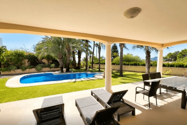 4 bed villa in Benissa