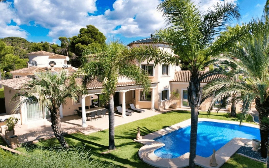 4 bed villa in Benissa