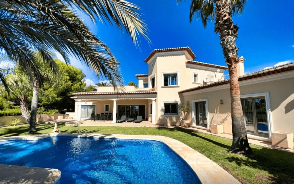 4 bed villa in Benissa
