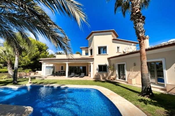 4 bed villa in Benissa