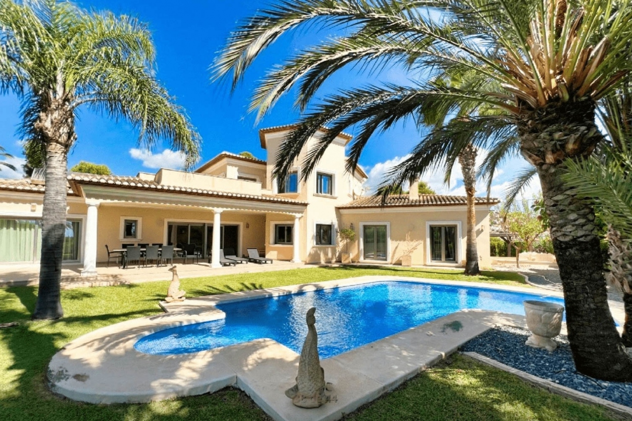 4 bed villa in Benissa