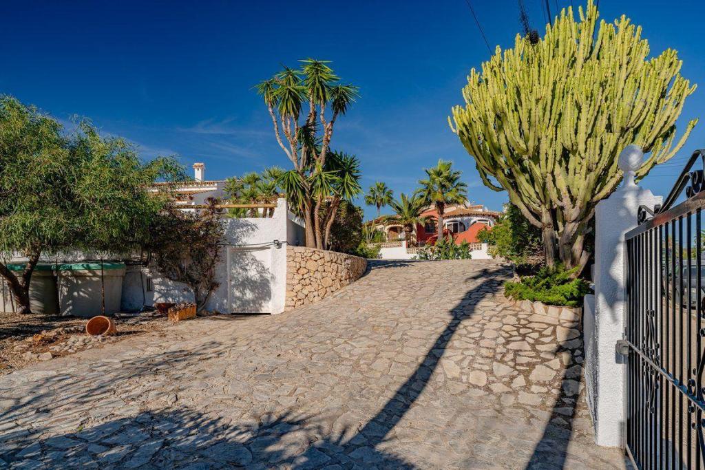 5 bed casa / chalet in Calpe