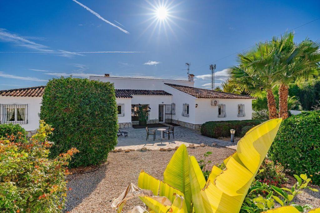 5 bed casa / chalet in Calpe