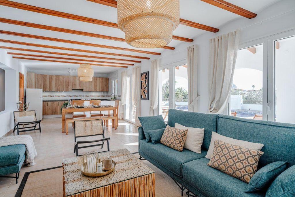 5 bed casa / chalet in Calpe