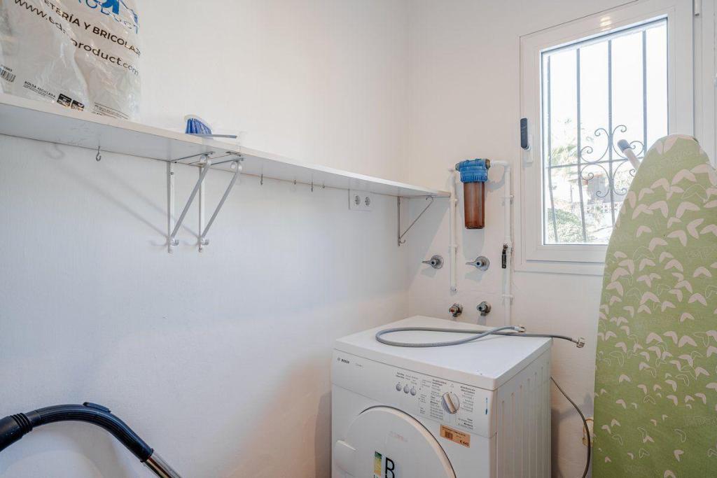 5 bed casa / chalet in Calpe