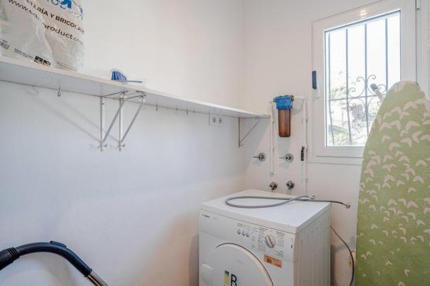 5 bed casa / chalet in Calpe