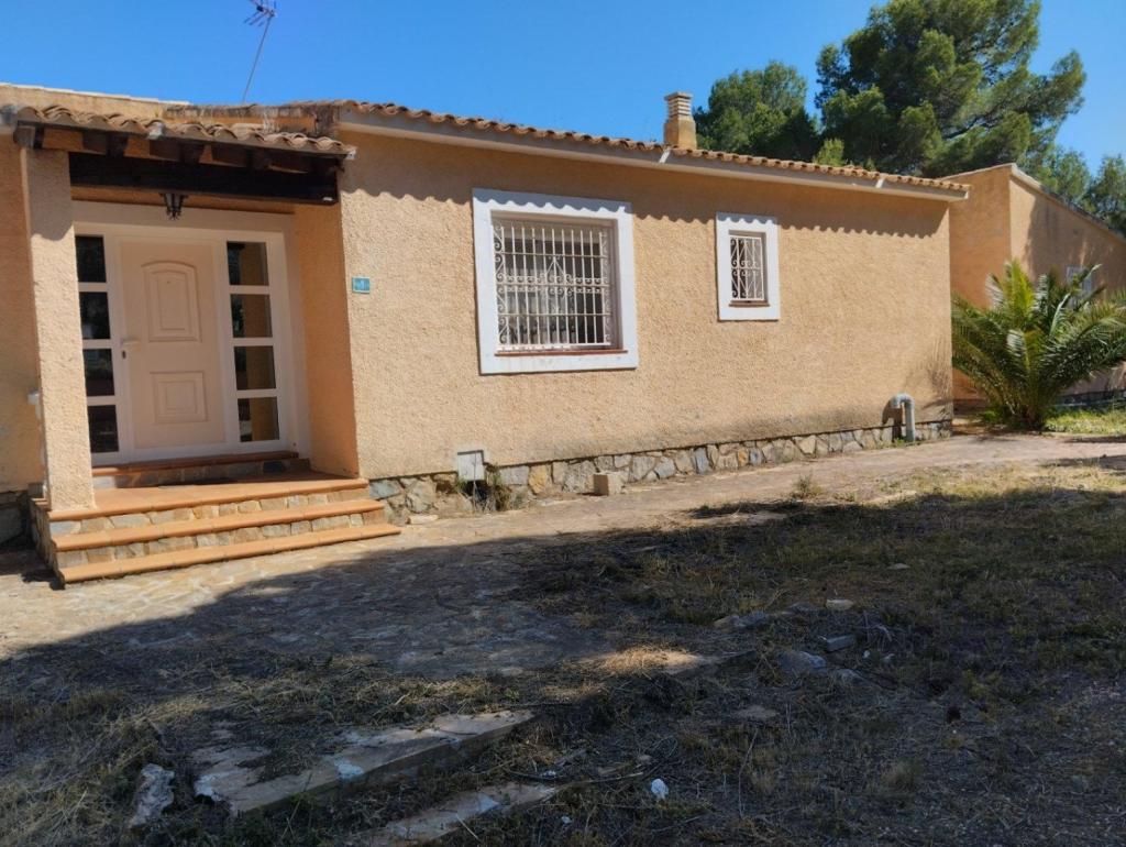 4 bed villa in Altea