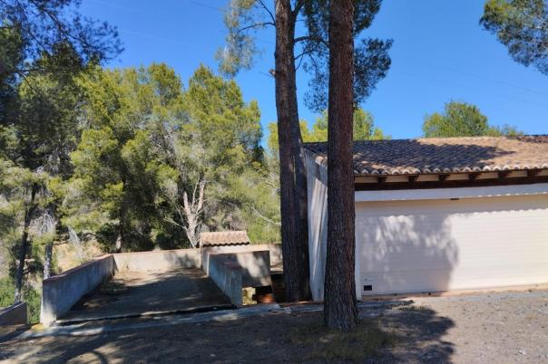 4 bed villa in Altea