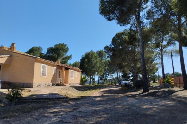 4 bed villa in Altea