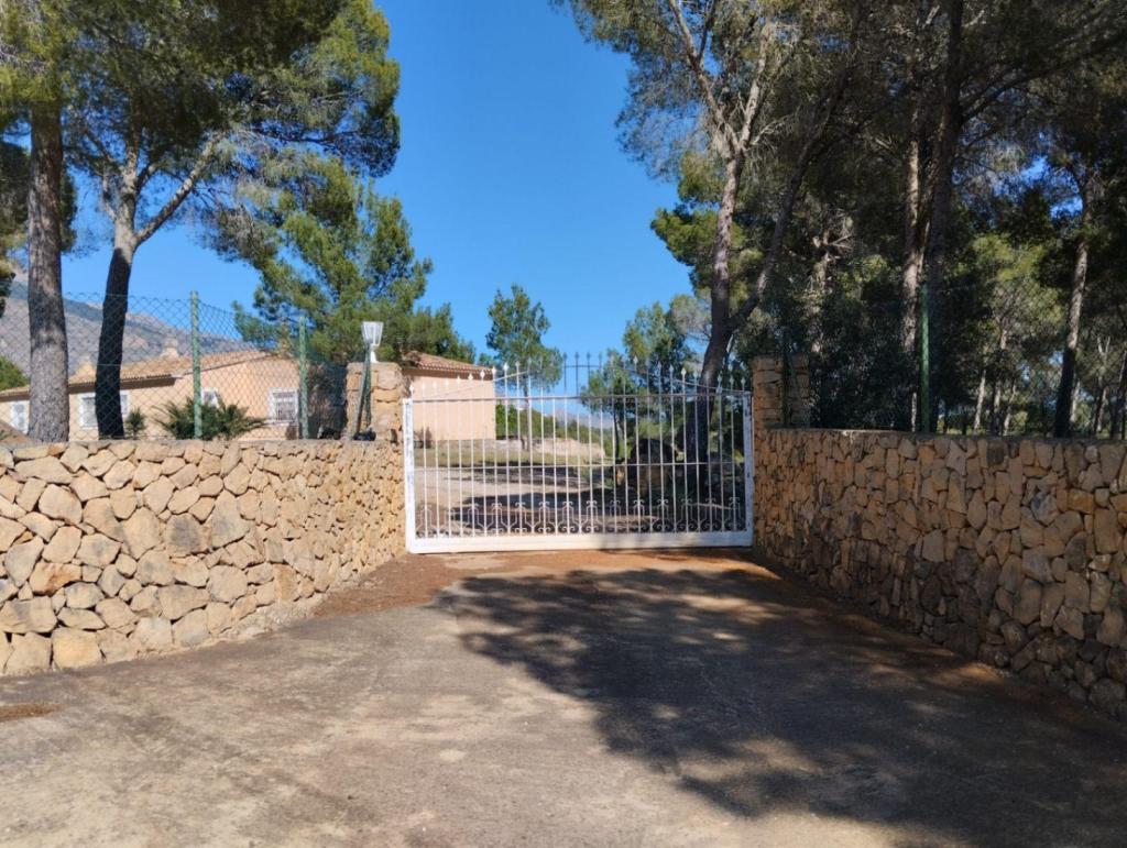 4 bed villa in Altea