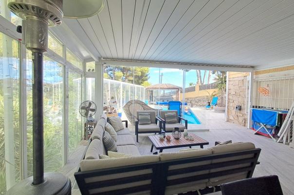 4 bed villa in La Nucía