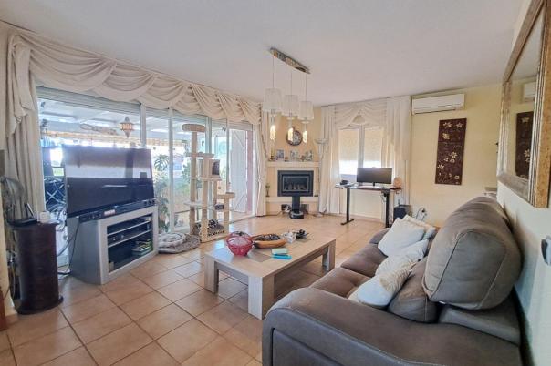 4 bed villa in La Nucía