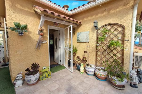 4 bed villa in La Nucía
