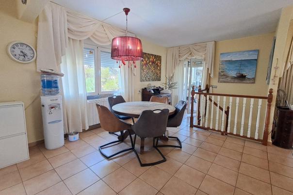 4 bed villa in La Nucía
