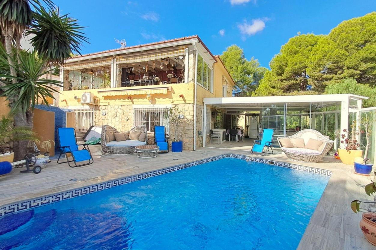 4 bed villa in La Nucía