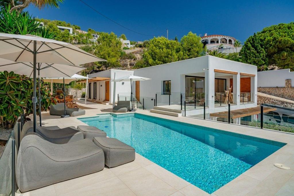 4 bed casa / chalet in Benissa