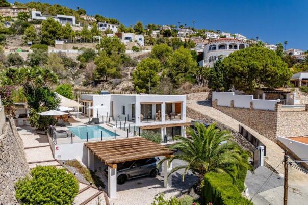 4 bed casa / chalet in Benissa