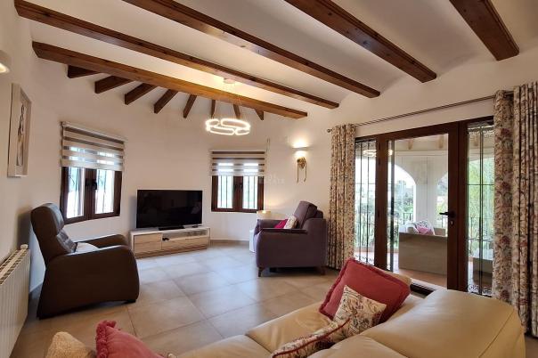 3 bed villa in Alcalalí