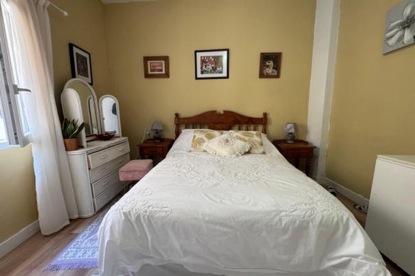 2 bed apartment in Benissa