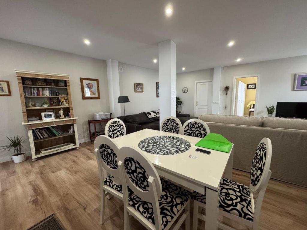 2 bed apartment in Benissa