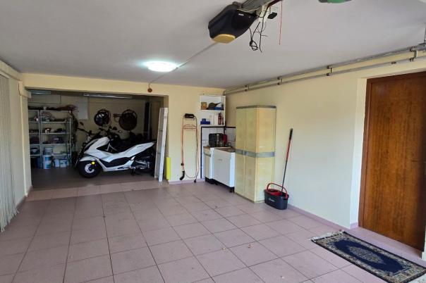 4 bed villa in Orba