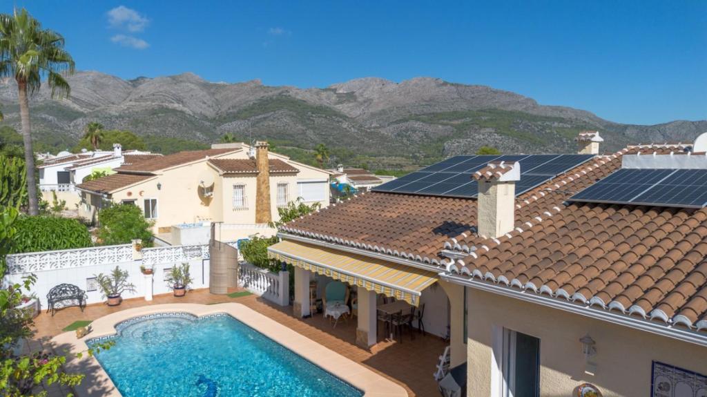 4 bed villa in Orba
