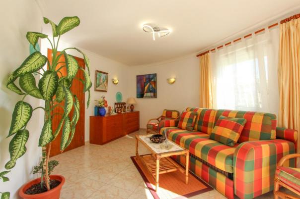 4 bed villa in Orba
