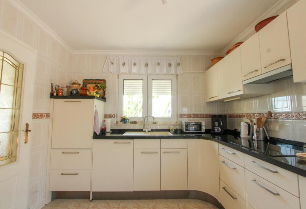4 bed villa in Orba