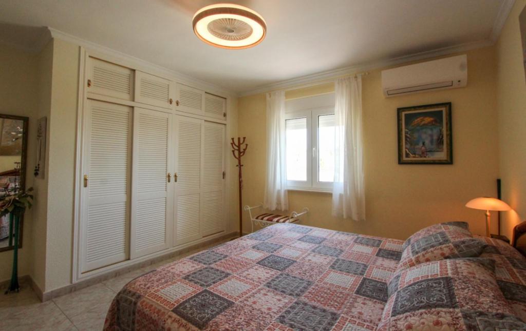4 bed villa in Orba