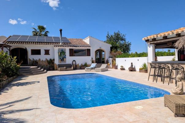 5 bed villa in Javea