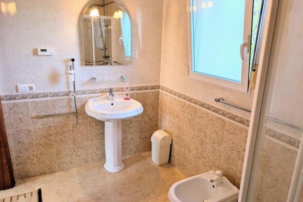5 bed villa in Javea