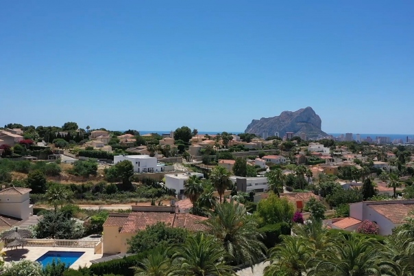 4 bed villa in Calp