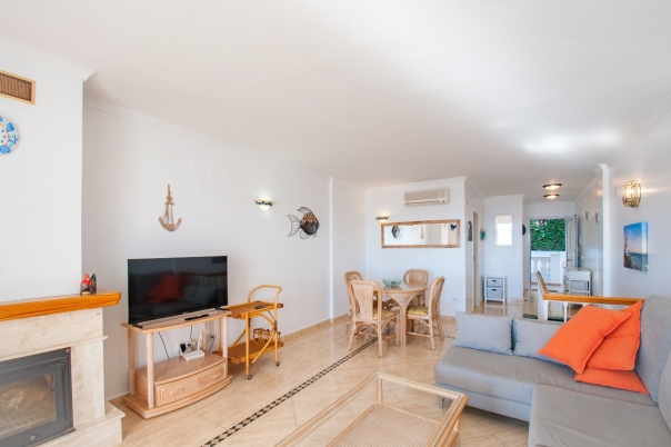 2 bed apartment in Moraira