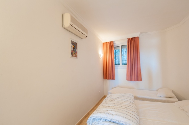 2 bed apartment in Moraira