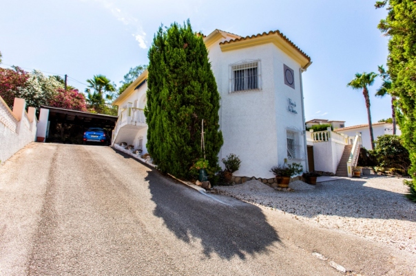 4 bed villa in Calpe