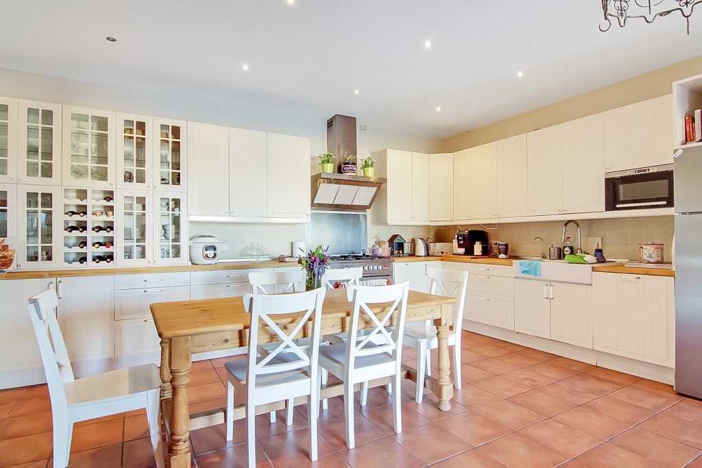 6 bed villa in Calp