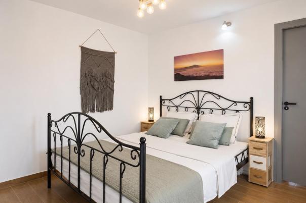 6 bed villas in Benissa
